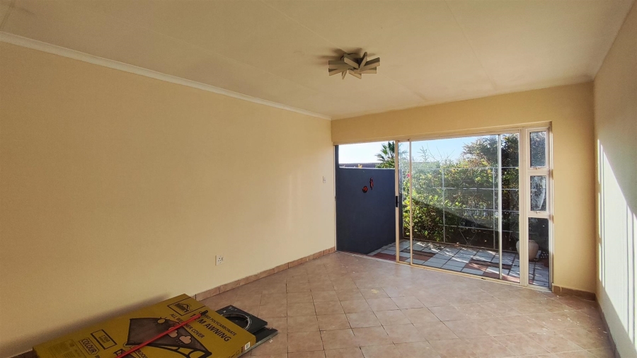 2 Bedroom Property for Sale in Terenure Gauteng