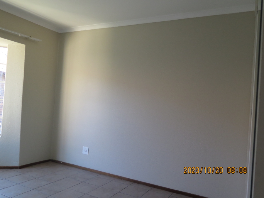 2 Bedroom Property for Sale in Allen Grove Gauteng