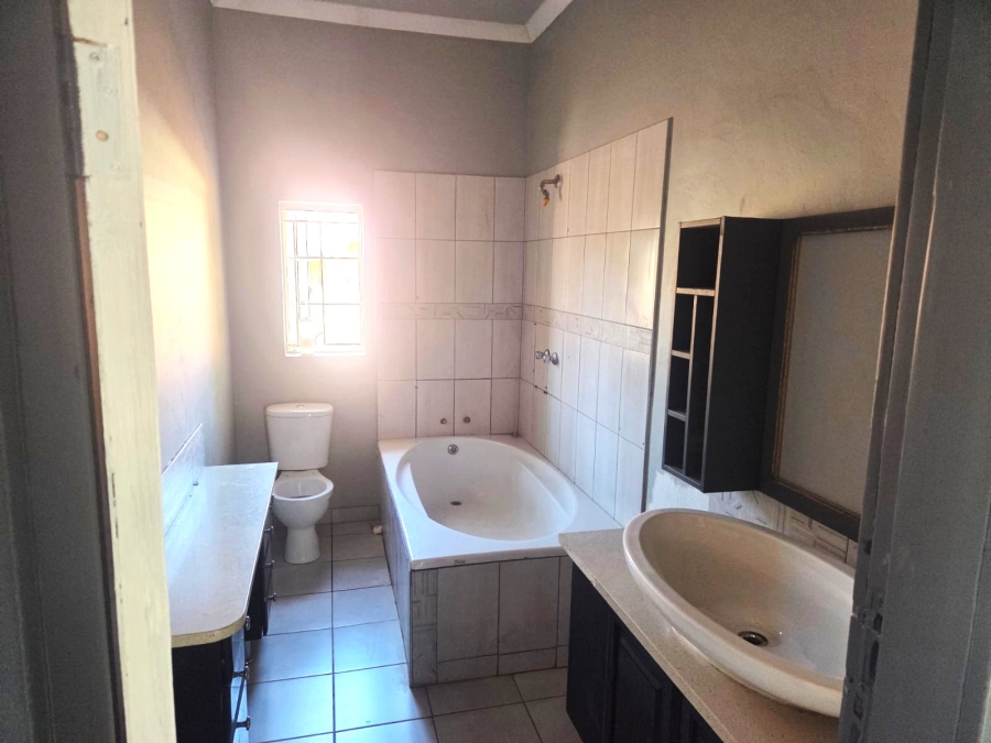 3 Bedroom Property for Sale in Wonderboom South Gauteng