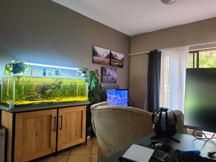 2 Bedroom Property for Sale in Olympus AH Gauteng