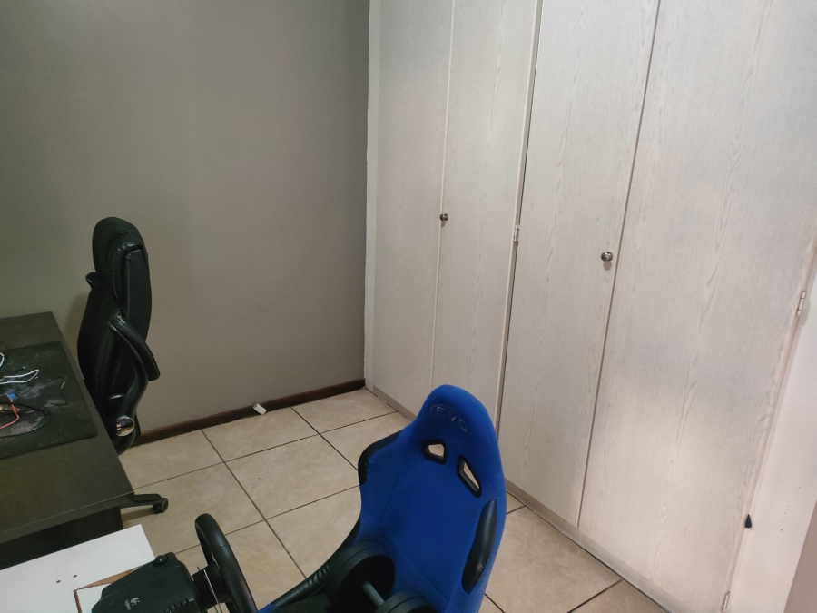 2 Bedroom Property for Sale in Olympus AH Gauteng