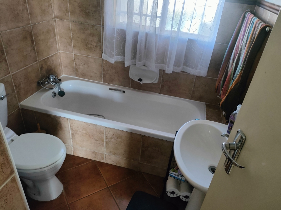 2 Bedroom Property for Sale in Olympus AH Gauteng