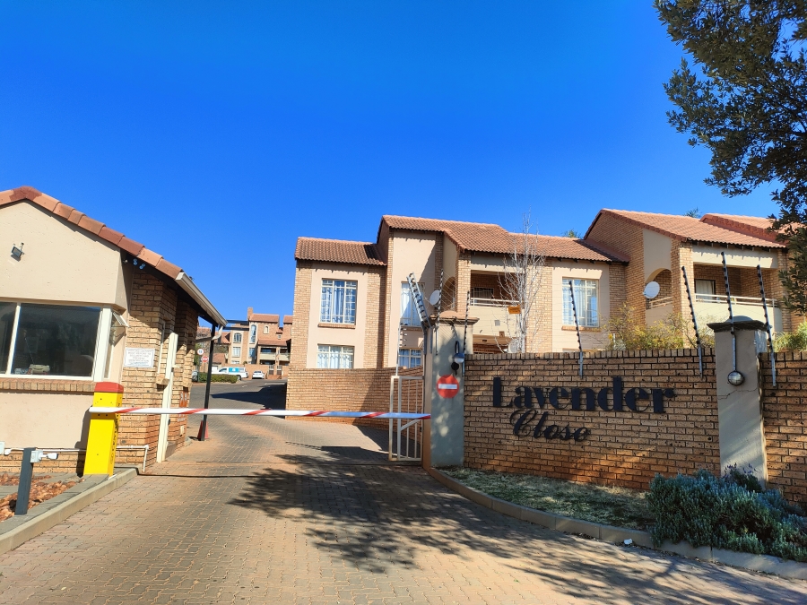 2 Bedroom Property for Sale in Olympus AH Gauteng