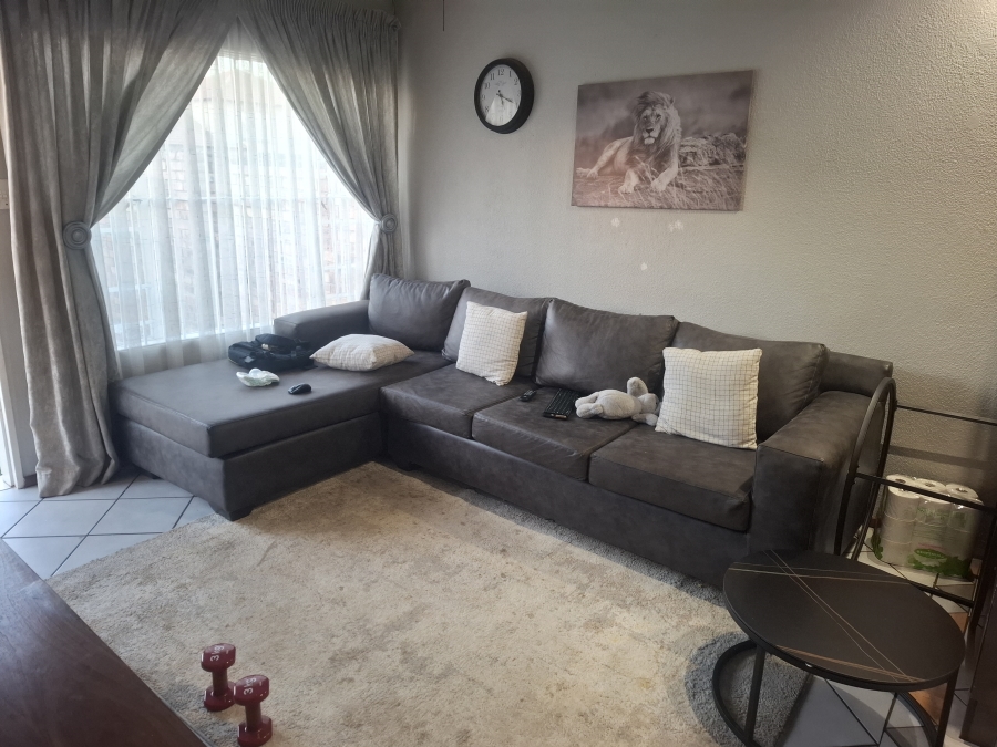 2 Bedroom Property for Sale in Terenure Gauteng