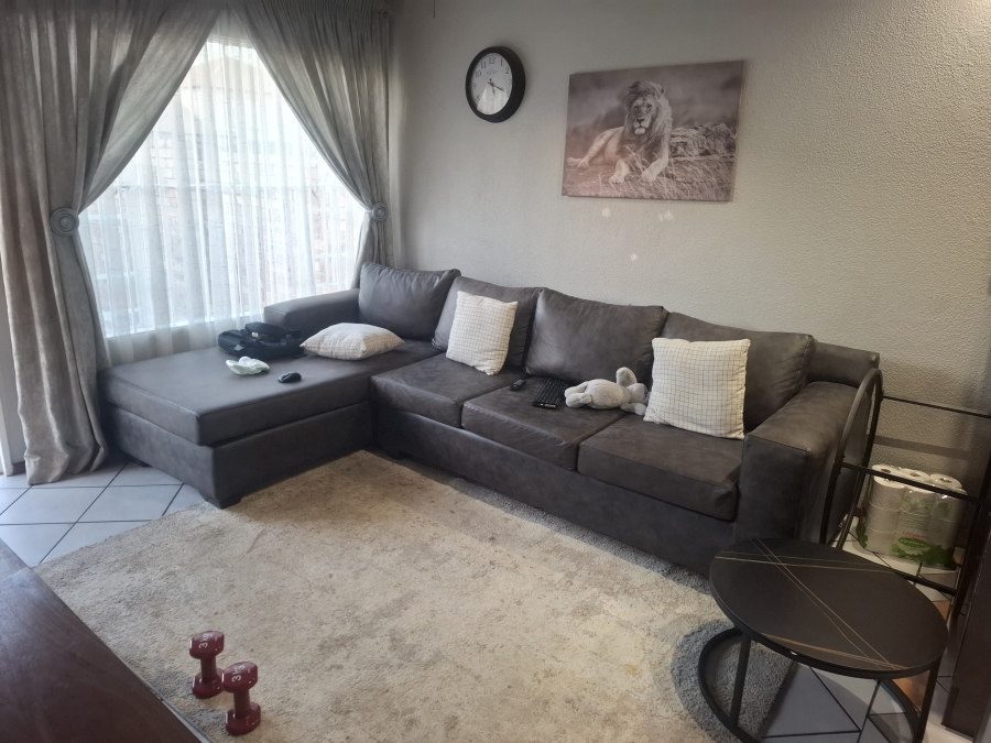 2 Bedroom Property for Sale in Terenure Gauteng