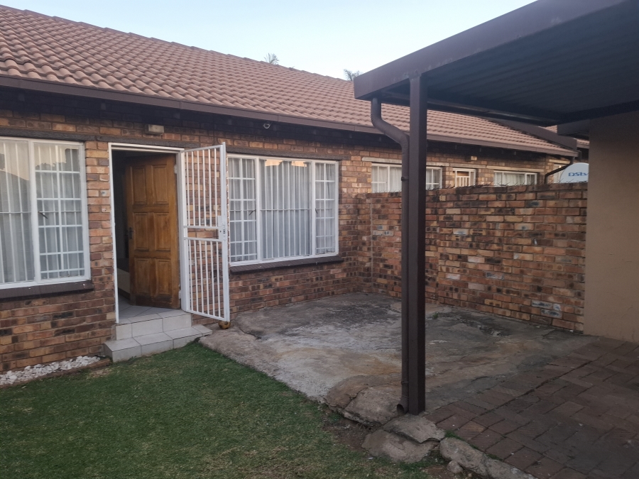 2 Bedroom Property for Sale in Terenure Gauteng