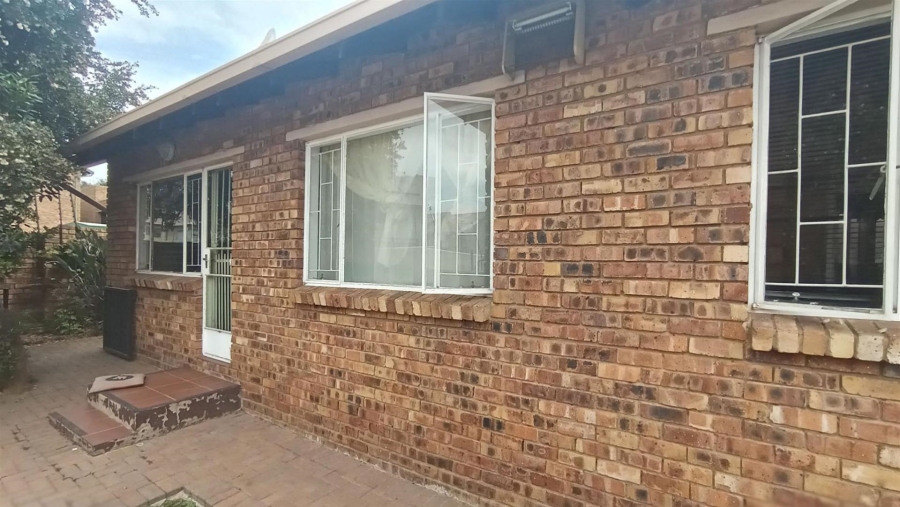 3 Bedroom Property for Sale in Terenure Gauteng