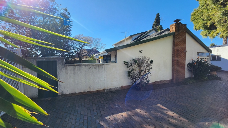 To Let 5 Bedroom Property for Rent in Edenvale Central Gauteng