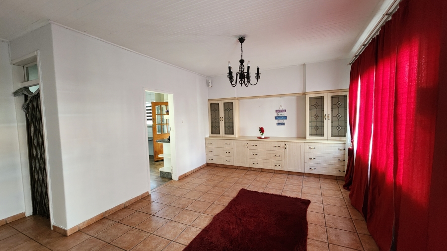 To Let 5 Bedroom Property for Rent in Edenvale Central Gauteng