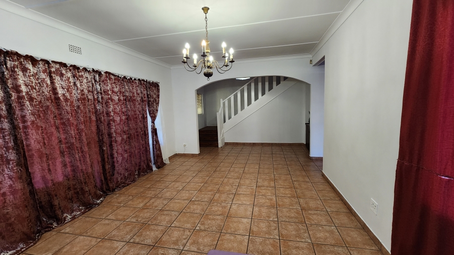 To Let 5 Bedroom Property for Rent in Edenvale Central Gauteng