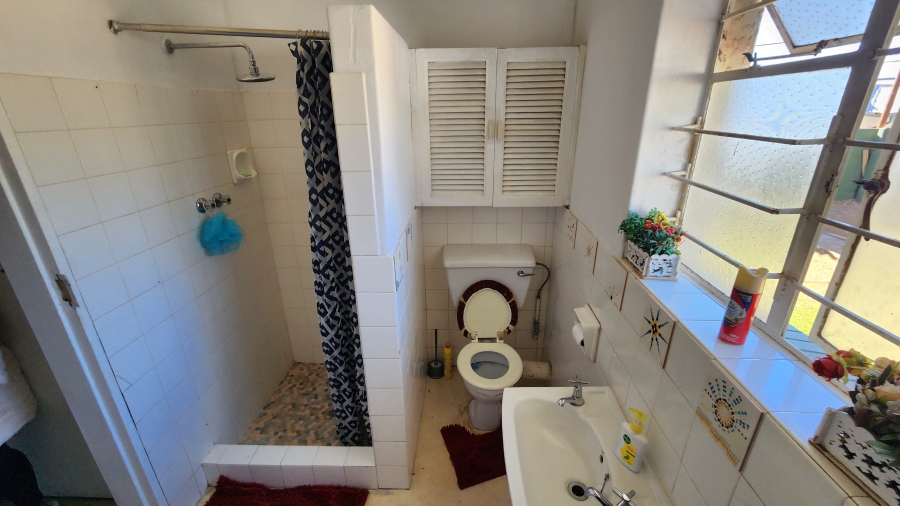 To Let 5 Bedroom Property for Rent in Edenvale Central Gauteng