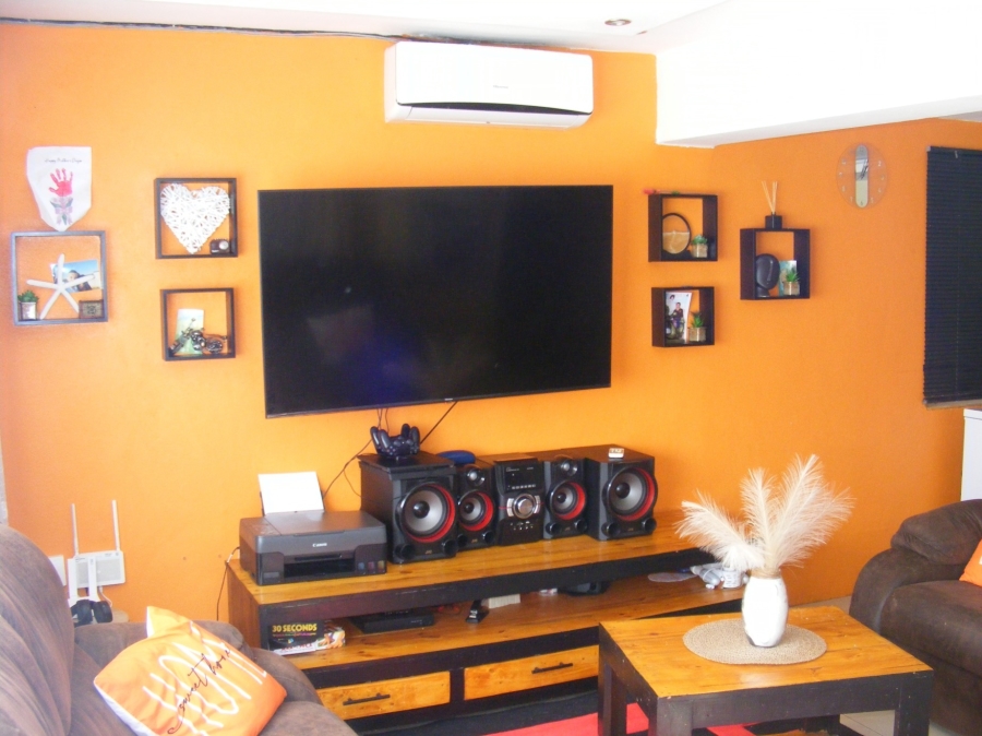 3 Bedroom Property for Sale in Ennerdale Gauteng