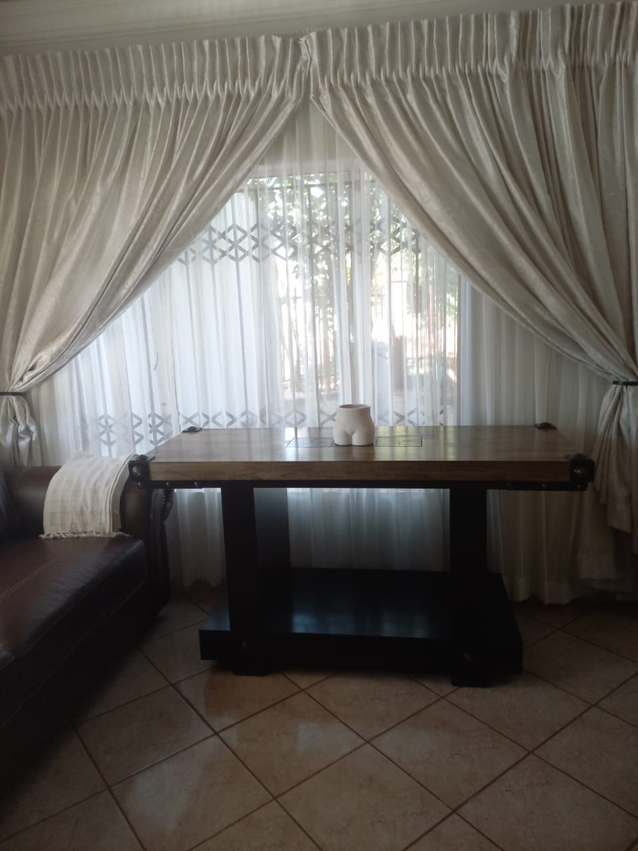 3 Bedroom Property for Sale in The Orchards Gauteng