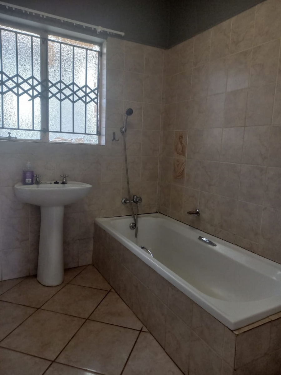 3 Bedroom Property for Sale in The Orchards Gauteng