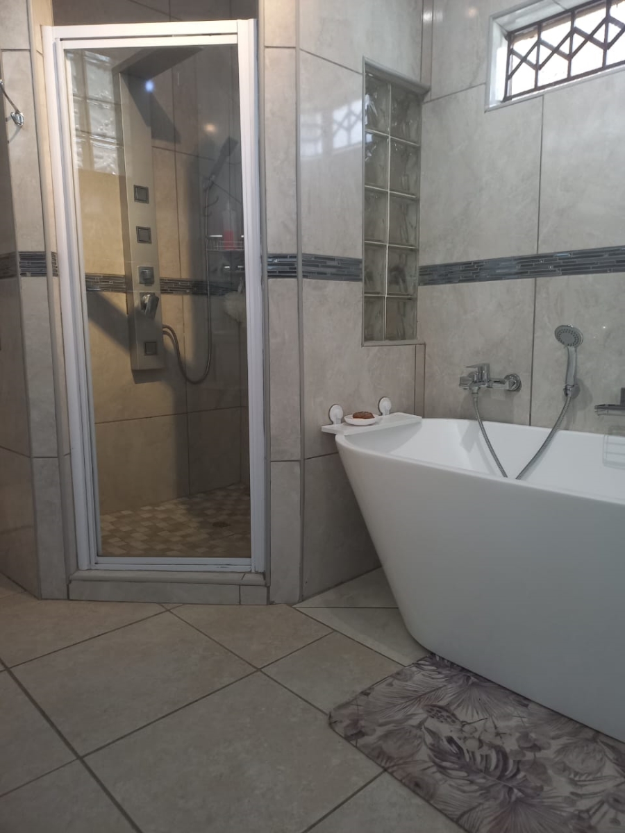 3 Bedroom Property for Sale in The Orchards Gauteng