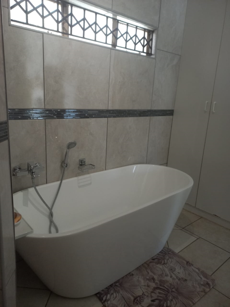 3 Bedroom Property for Sale in The Orchards Gauteng