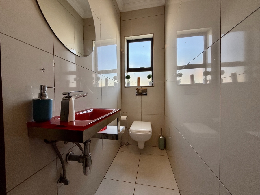 4 Bedroom Property for Sale in The Meadows Gauteng