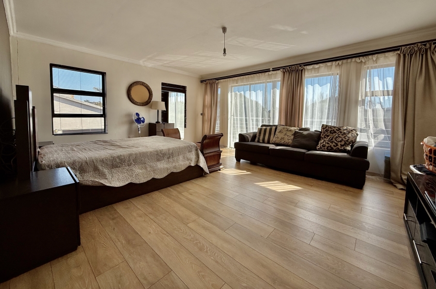 4 Bedroom Property for Sale in The Meadows Gauteng