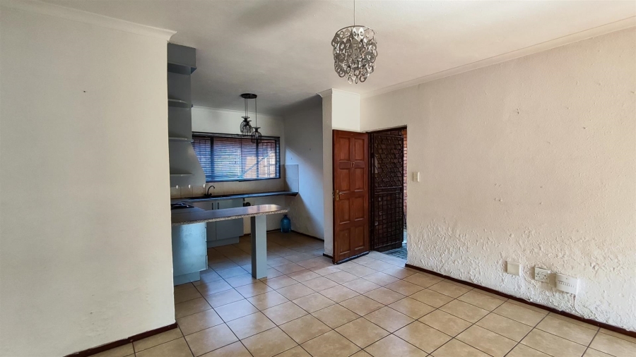 2 Bedroom Property for Sale in Edleen Gauteng