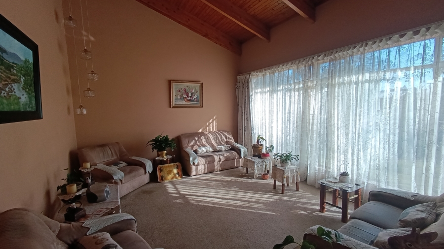 4 Bedroom Property for Sale in Queenswood Gauteng