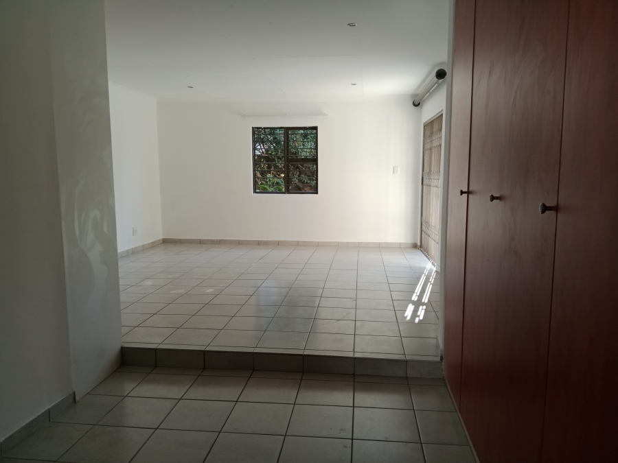 3 Bedroom Property for Sale in Brackenhurst Gauteng