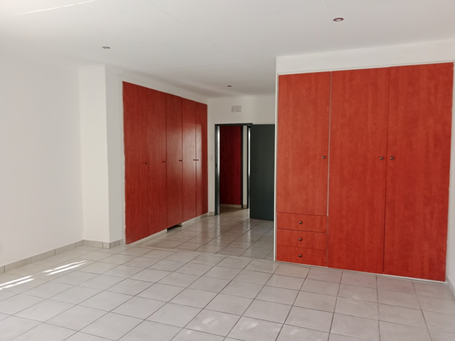 3 Bedroom Property for Sale in Brackenhurst Gauteng