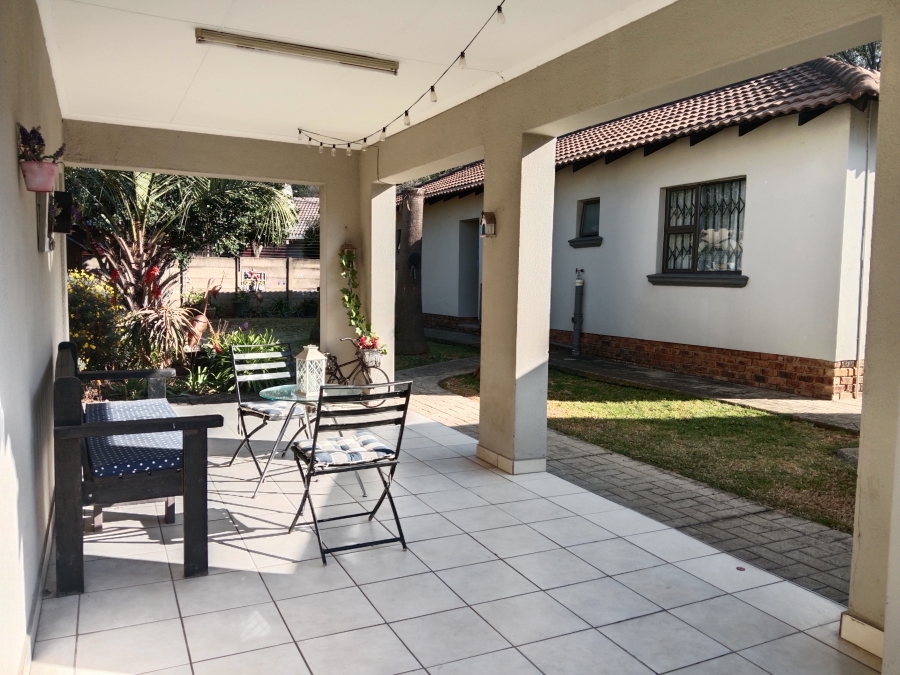 3 Bedroom Property for Sale in Brackenhurst Gauteng