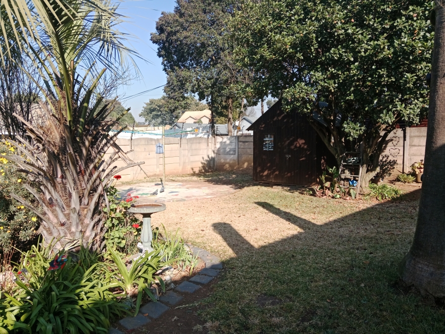3 Bedroom Property for Sale in Brackenhurst Gauteng