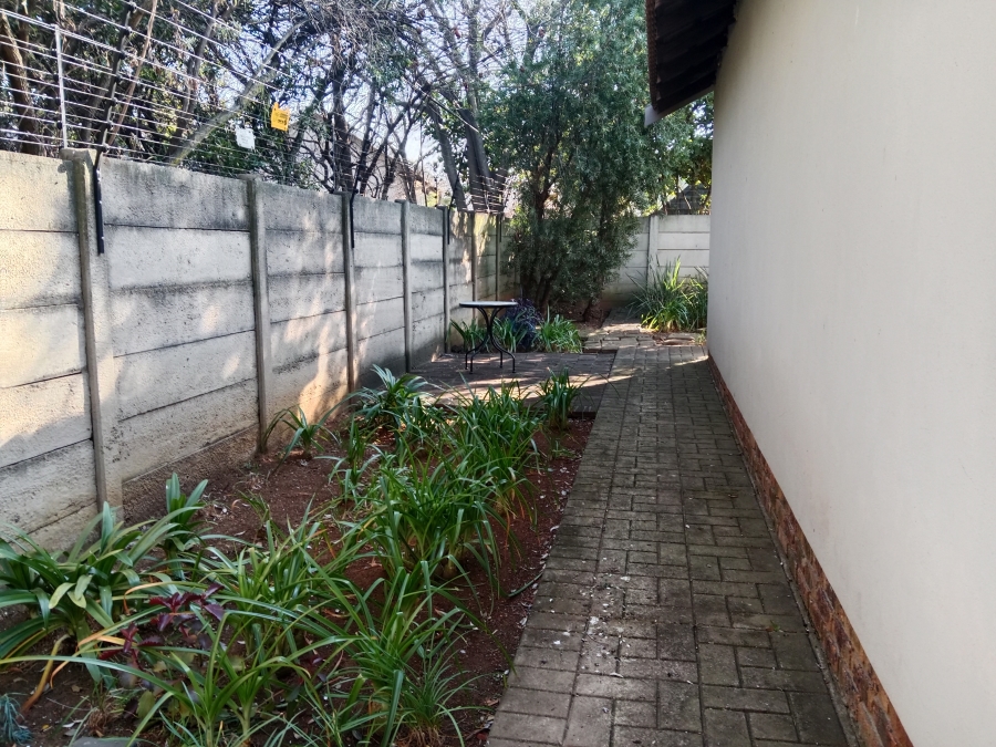 3 Bedroom Property for Sale in Brackenhurst Gauteng