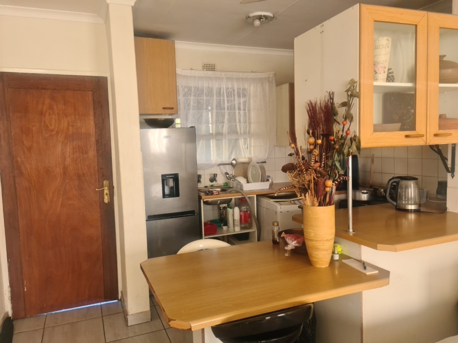 3 Bedroom Property for Sale in La Montagne Gauteng