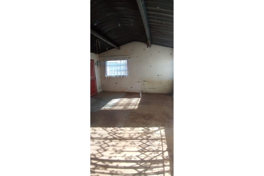 1 Bedroom Property for Sale in Beverley Hills Gauteng