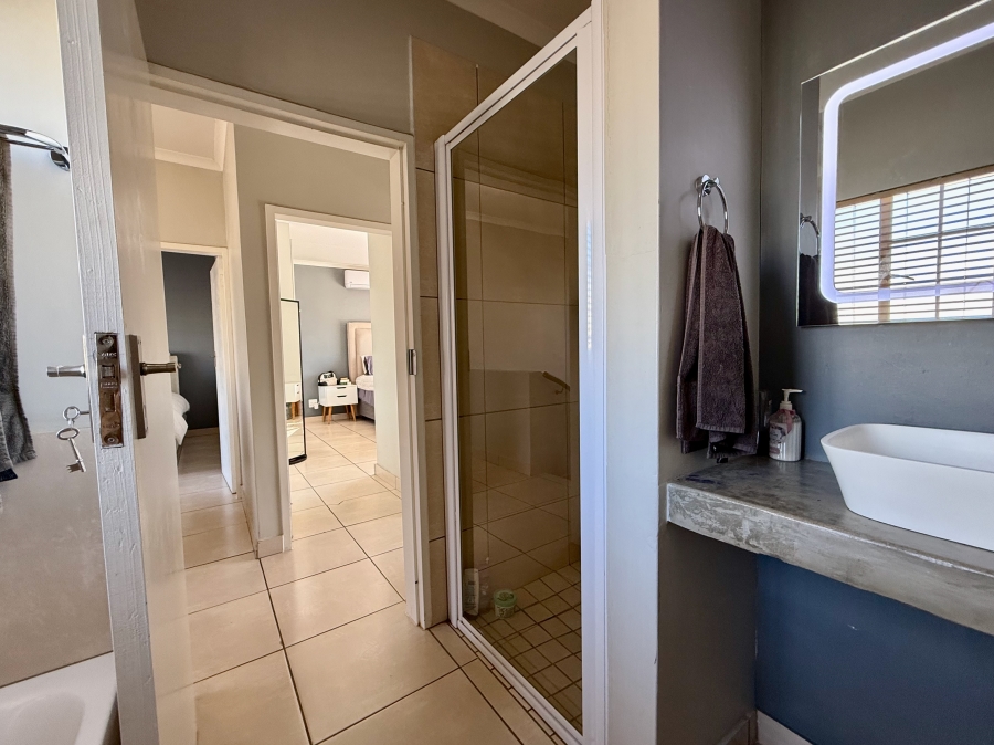 3 Bedroom Property for Sale in Hazeldean Gauteng