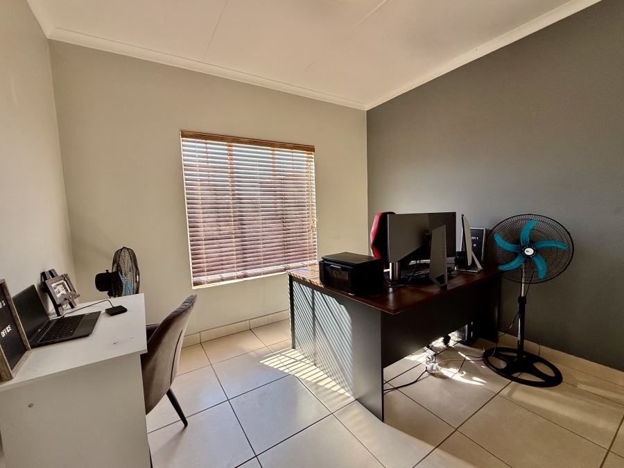3 Bedroom Property for Sale in Hazeldean Gauteng