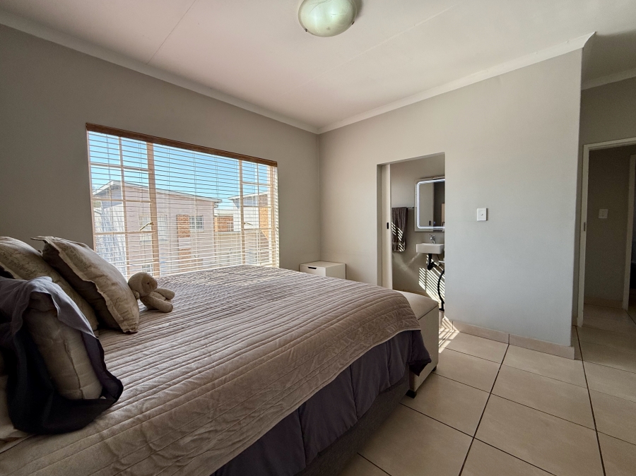 3 Bedroom Property for Sale in Hazeldean Gauteng