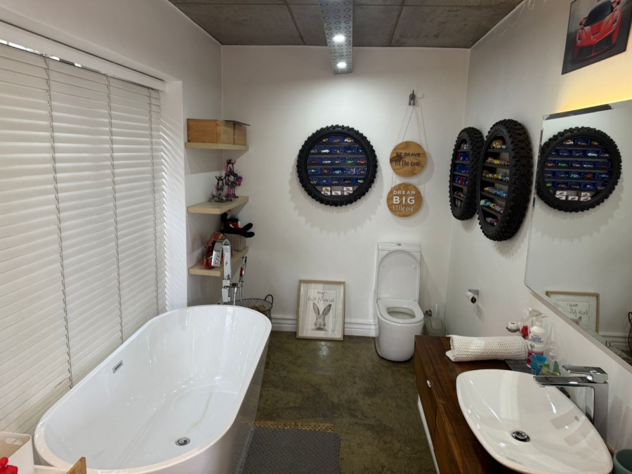 4 Bedroom Property for Sale in Fourways Gauteng