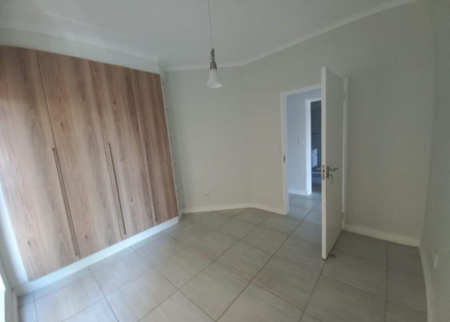 To Let 2 Bedroom Property for Rent in Waterfall Gauteng