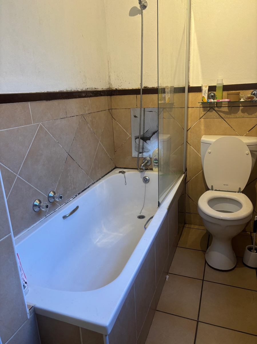 1 Bedroom Property for Sale in Lonehill Gauteng