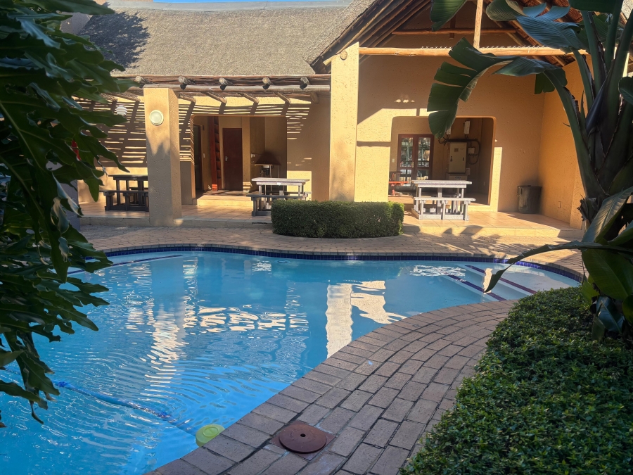1 Bedroom Property for Sale in Lonehill Gauteng