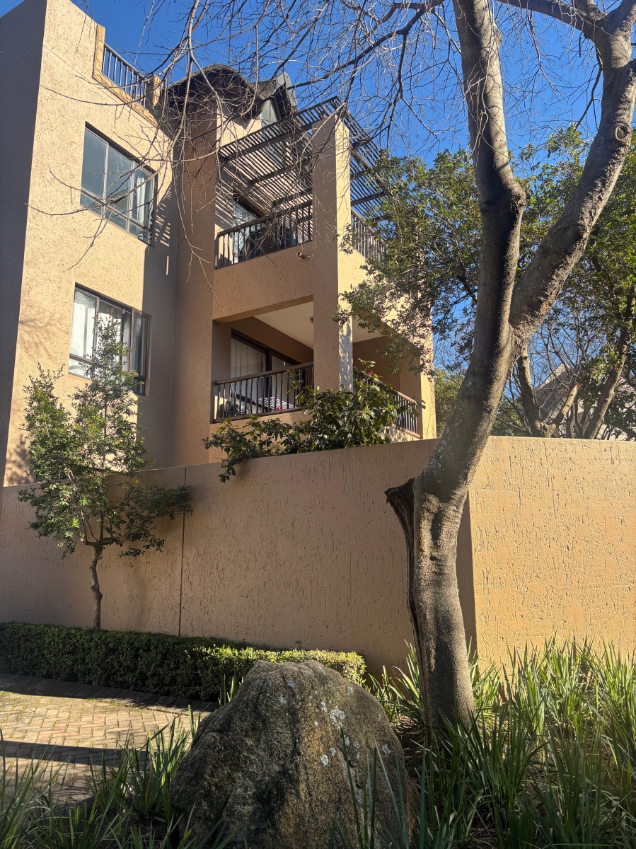 1 Bedroom Property for Sale in Lonehill Gauteng