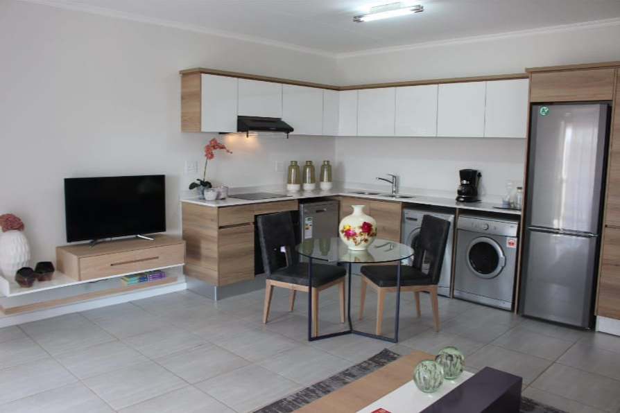 To Let 1 Bedroom Property for Rent in Waterfall Gauteng