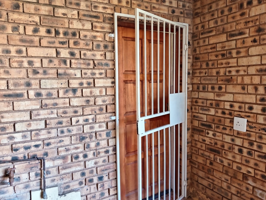 3 Bedroom Property for Sale in Honeydew Gauteng