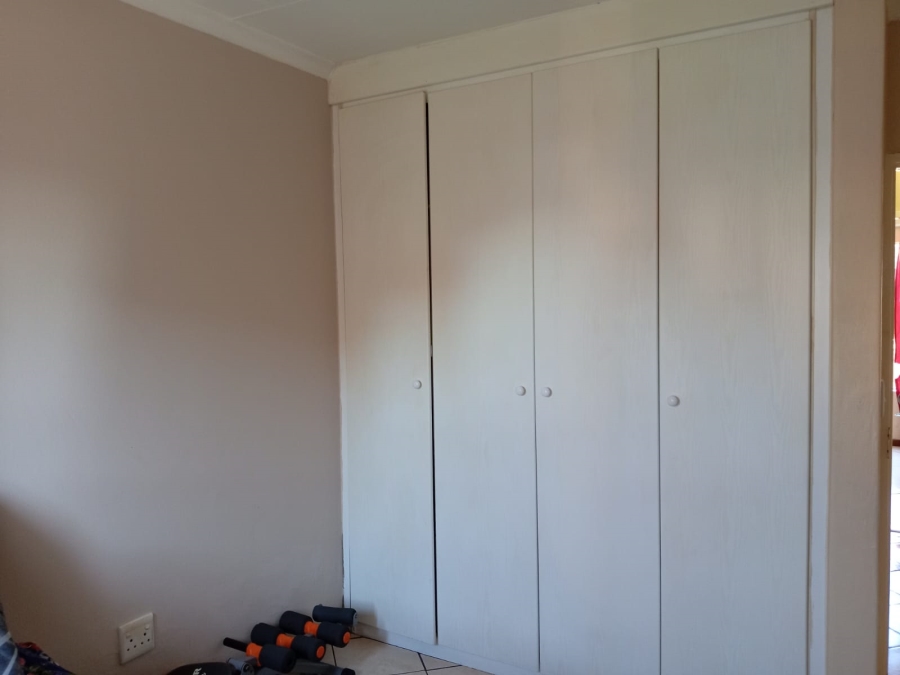 3 Bedroom Property for Sale in Honeydew Gauteng