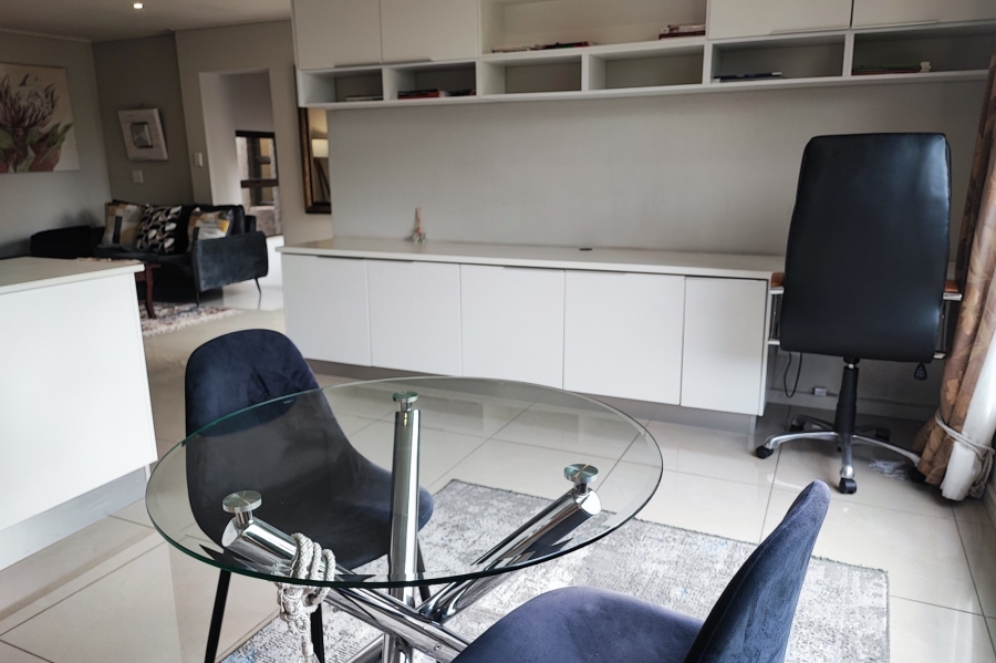 1 Bedroom Property for Sale in River Club Gauteng