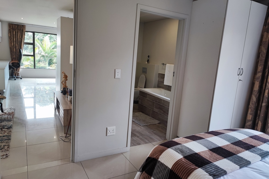 1 Bedroom Property for Sale in River Club Gauteng