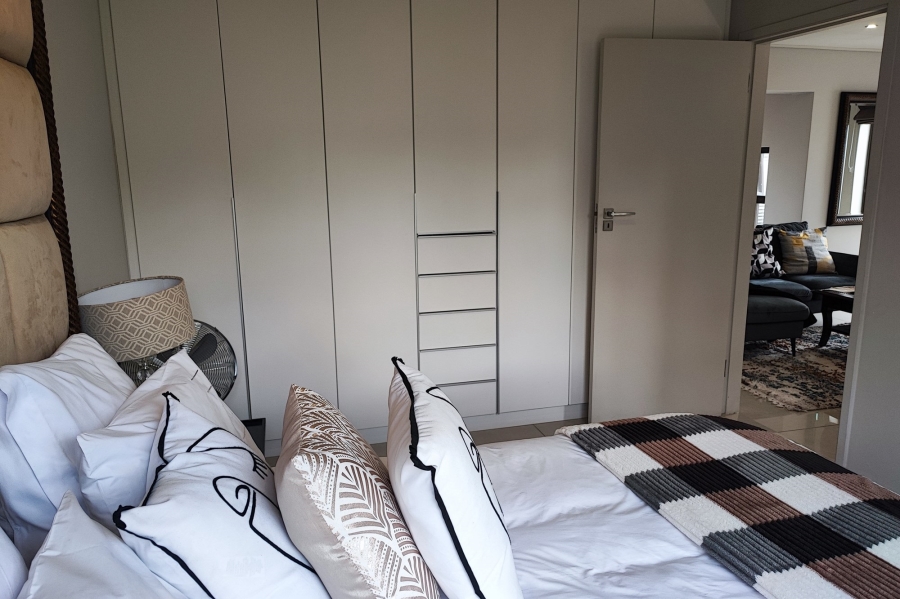 1 Bedroom Property for Sale in River Club Gauteng