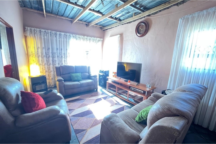 2 Bedroom Property for Sale in Sebokeng Zone 12 Gauteng
