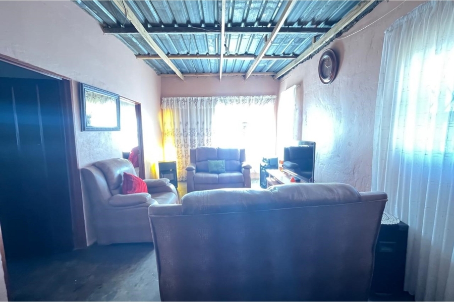 2 Bedroom Property for Sale in Sebokeng Zone 12 Gauteng