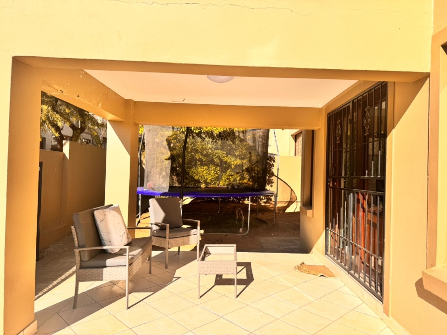 To Let 3 Bedroom Property for Rent in Kyalami Hills Gauteng