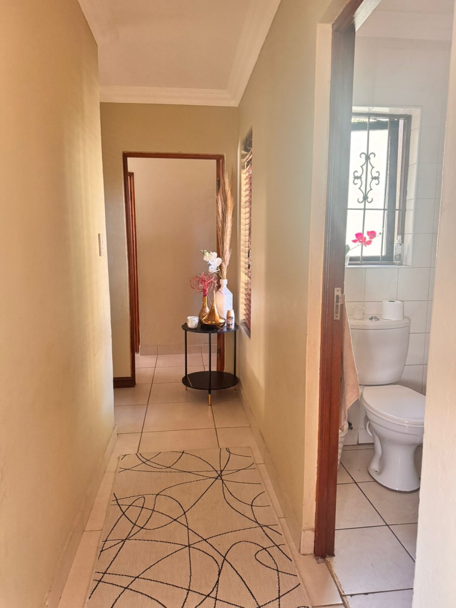 To Let 3 Bedroom Property for Rent in Kyalami Hills Gauteng