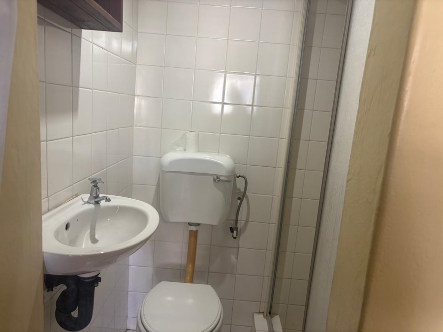 To Let 1 Bedroom Property for Rent in Rietfontein Gauteng